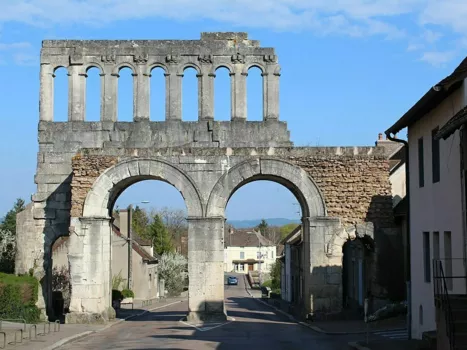 Autun - ©Chabe01, CC BY-SA 4.0, via Wikimedia Commons